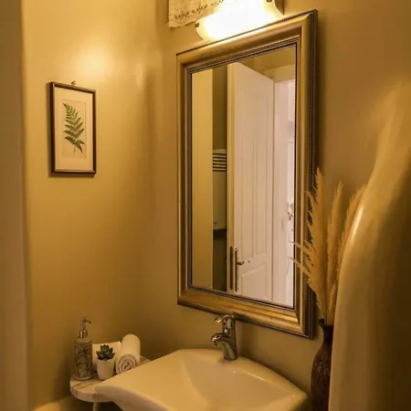 With Private Pool Apartment *